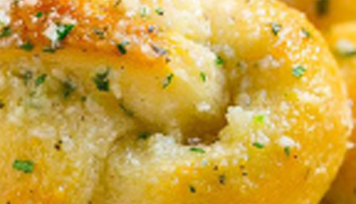 Garlic-Knots-Recipe---Layla's-Garlic-Whip